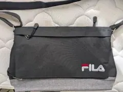 FILAのショルダーバック
