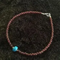 ワインレッドのチェコビーズとターコイズのブレスレット