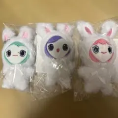 TWICE 【MISAMO】LOVELYS バッグチャーム3点セット - メルカリ