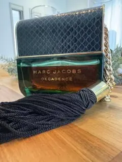 2025年最新】marc jacobs decadence 香水の人気アイテム - メルカリ