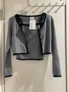 ①新品タグ付き　キャミソール　ニットカーディガンセット　シンプル上品　秋