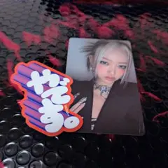 HANA YURI トレカ　ステッカー