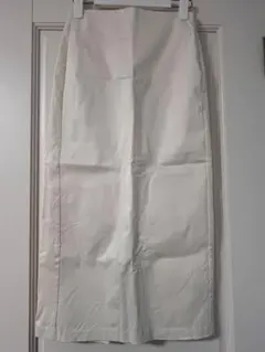 ジーユー　GU ナローミディスカート　Z+E ホワイト