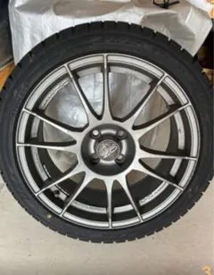 交渉歓迎　OZ Racing Ultraleggera 17インチタイヤセットのサムネイル