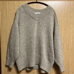 【値下げ】AMERICAN HOLIC ベージュ Vネック ニット セーター