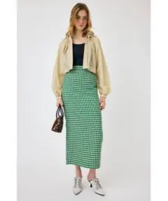 緑と白のチェックタイトスカート