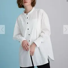 美品★urs 釦バックスリットチュニックシャツ ホワイト