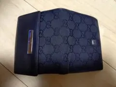 GUCCI 二つ折り財布　ヴィンテージ品