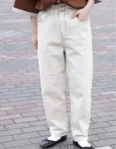 クティール　デニム　パンツ　アイボリー　サイズMのサムネイル
