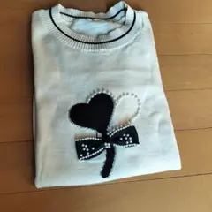 ハートとリボン刺繍の半袖ニット Mサイズ相当の大きさです