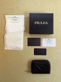 PRADAコインケース