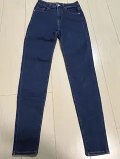 Item thumbnail for item da296568-48ec-41a6-83eb-71bd3afd118f