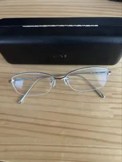 リムレスメガネ　JINS