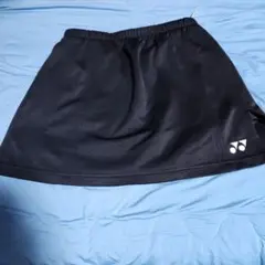①YONEX テニススカート M 黒
