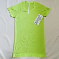 半袖Tシャツのサムネイル