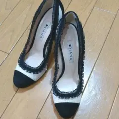 Item thumbnail for item 94c5d316-19ff-4bab-8e50-7ad2f5a1e9f8