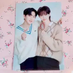 stray kids ファミマ クリアファイル フィリックス チャンビン