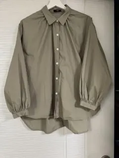 basement online シャツ　長袖　カーキのサムネイル