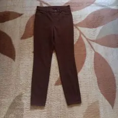 ユニクロ　ヒートテックウルトラストレッチレギンスパンツ　ダークブラウン　L