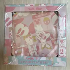 ミッキーキャラクター 4ピースプレートセット　(メラミンプレート)