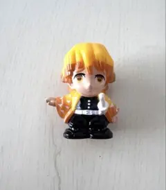 【鬼滅の刃　8点セット】フィギュア　ストラップ　缶バッジ