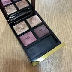 トムフォード アイカラークォード 04 ハネムーン