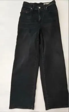 Item thumbnail for item 35ee1012-2052-4f74-bffb-c1c766454d7f