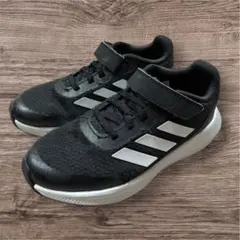 アディダス　adidas ランニングシューズ　19センチ　キッズ