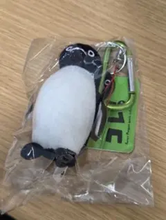 ペンギン ぬいぐるみ ストラップ付き Suicaのペンギン ぬいぐるみストラップ カラビナ付 ③ - メルカリ