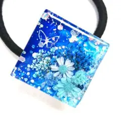 ヘアゴム レジン スクエアー型 爽やかお花と蝶々