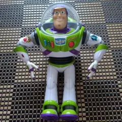 バズ・ライトイヤー アクションフィギュア②