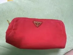 PRADA プラダ　化粧ポーチ　キャンバス生地　スレッド 三角ロゴ　赤のサムネイル