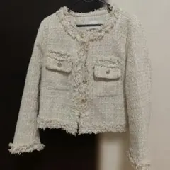 韓国ノーカラージャケットアイボリーツイード白ホワイトゴールドボタン