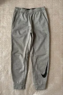 NIKE ナイキ 裏起毛　ジョガーパンツ　トレーニングパンツ　⭕️裏側　傷あり