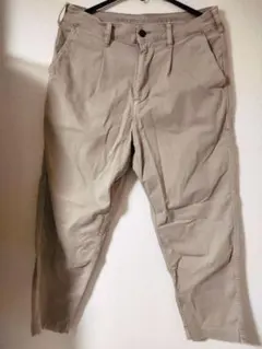 アメリカンイーグル チノパンツ