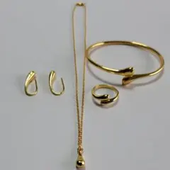 ゴールド、リング、ブレスレット、アクセサリーセット
