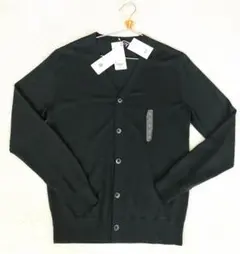 ▪️ユニクロ▪️エクストラファインメリノVネックカーディガン　ダークグリーン　新品