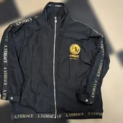 A.VERSACE ナイロンジャケット 刺繍ロゴ ブラック　ヴィンテージのサムネイル