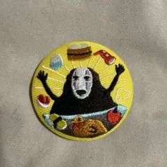 千と千尋の神隠し　刺繍ブローチ　カオナシ