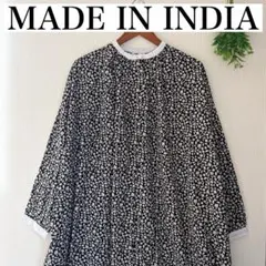 新品未使用　小花柄ワンピース ロング インド製　ナチュラル　バンドカラー
