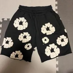 my様専用DENIM TEARS 花柄黒ショートパンツ