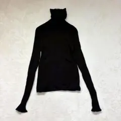 yn777 ZARA タートルネックリブニットカットソー 黒 綺麗めカジュアルのサムネイル