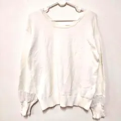 axes femme ホワイト レース付き ニットセーター 長袖 パールボタン