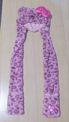 ユニバ　ハローキティ　ヒョウ柄マフラーハット