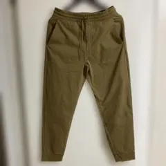 ユニクロ　ウルトラストレッチジョガーパンツ