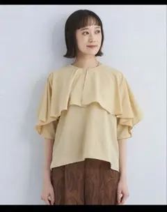 新品タグ付き INDIVI ティアード アシメ サテンプルオーバーブラウス 