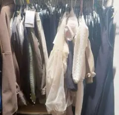 洋服 衣類 まとめ売り5点 卸売り転売自由