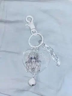 サブカル ホワイト キーホルダー ハート型 雀蜂 ほんわか ハンドメイド てらじ