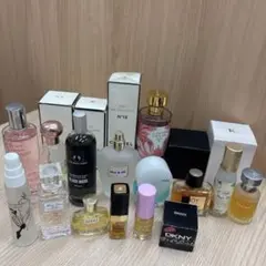 ▲香水まとめ売りのサムネイル