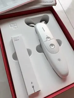 medicube AGE-R 美顔器 本体のサムネイル